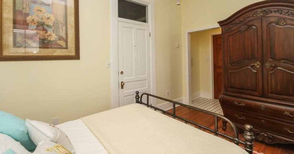 Surf Song Bed & Breakfast Тайби Айлънд Екстериор снимка
